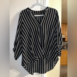 Black and white cute top